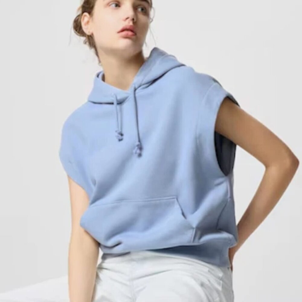 Uniqlo SWEAT SHORT SLEEVE HOODIE Light Blue XS (Oversized)